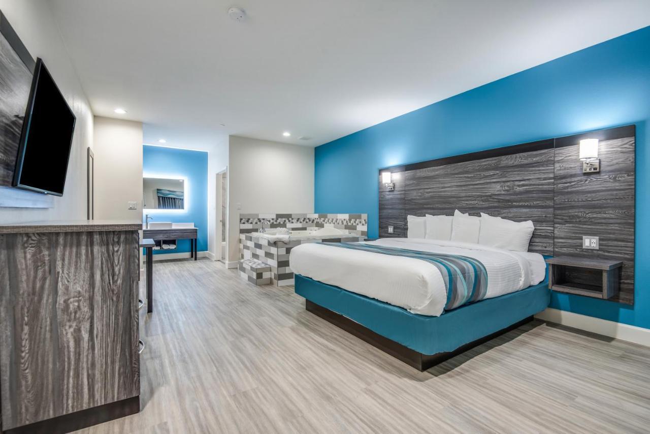 Americas Best Value Inn & Suites Houston At Hwy 6 Exterior photo